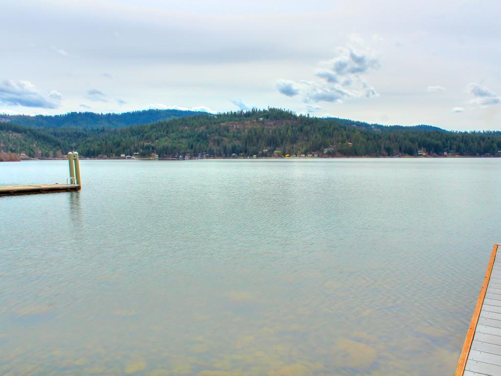 Beautiful Lake Coeur D'Alene Cabin On The Bay Hotel Mica Room photo