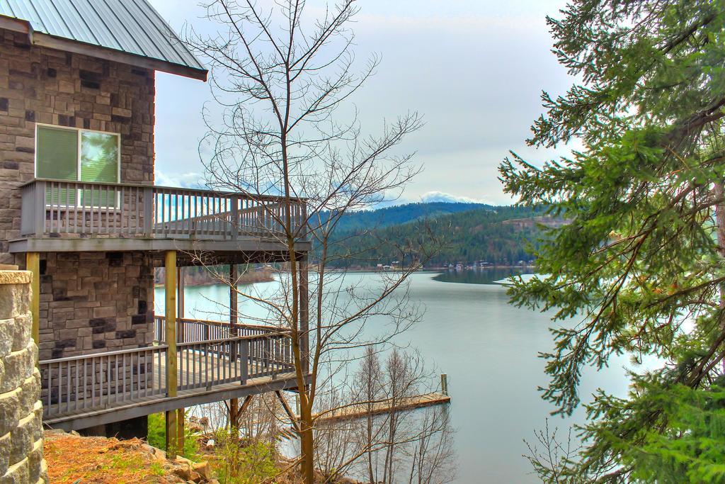 Beautiful Lake Coeur D'Alene Cabin On The Bay Hotel Mica Exterior photo