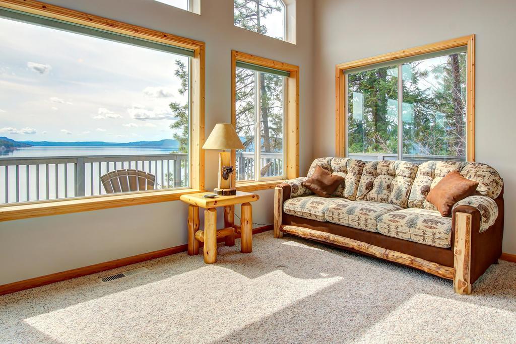 Beautiful Lake Coeur D'Alene Cabin On The Bay Hotel Mica Exterior photo